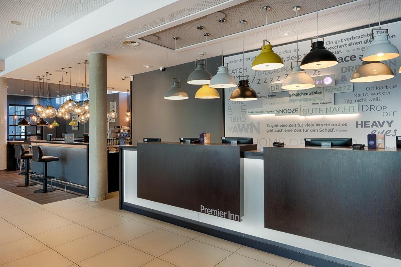 Premier Inn Hannover City University Exterior photo